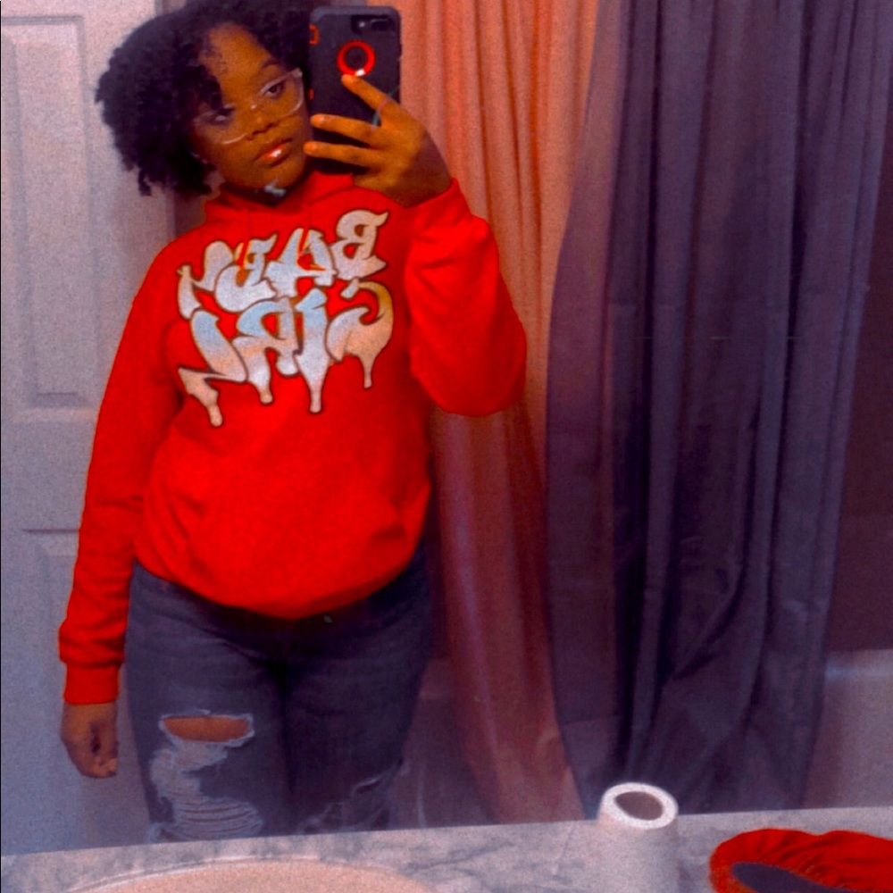 Meet your Posher, A nayca